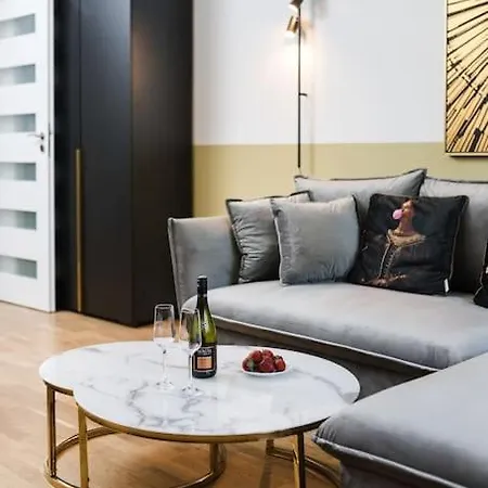 Apartman Horizon - Comfortable New Close To The Center Krakkó