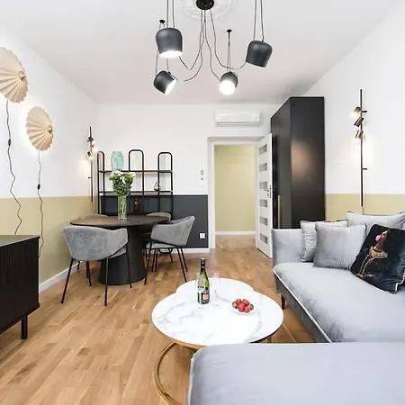 Apartament Horizon - Comfortable New Close To The Center Kraków